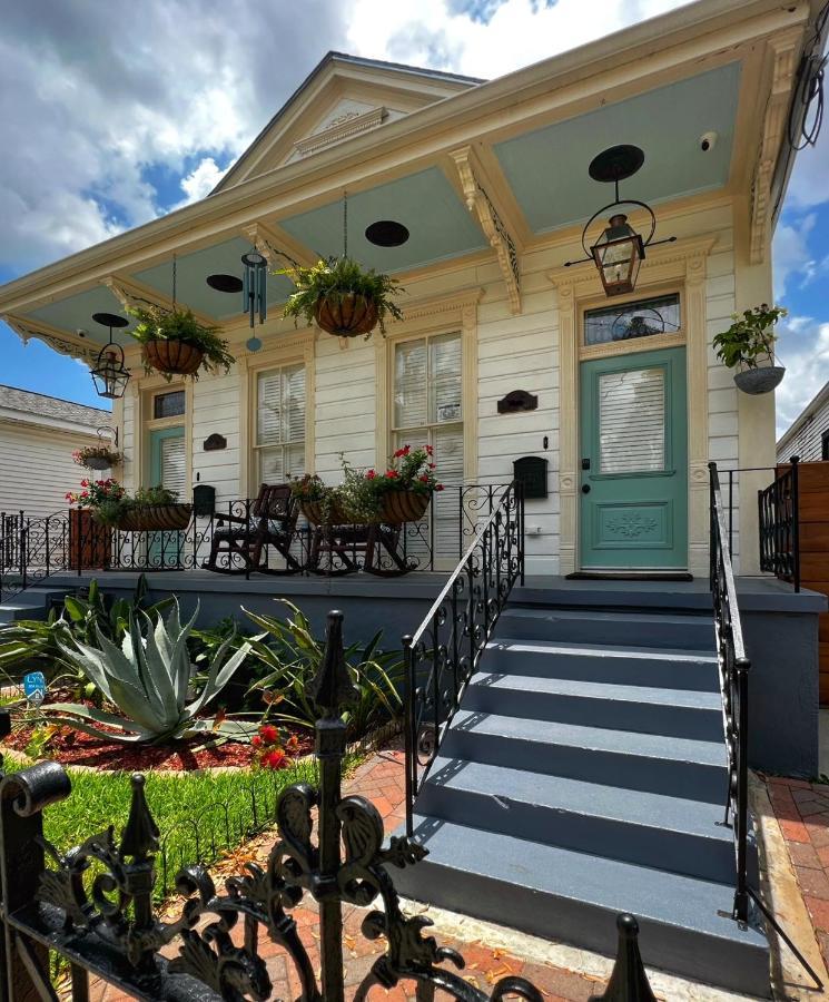 Luxury Historic Shotgun Home in Lower Garden District New Orleans Exterior foto